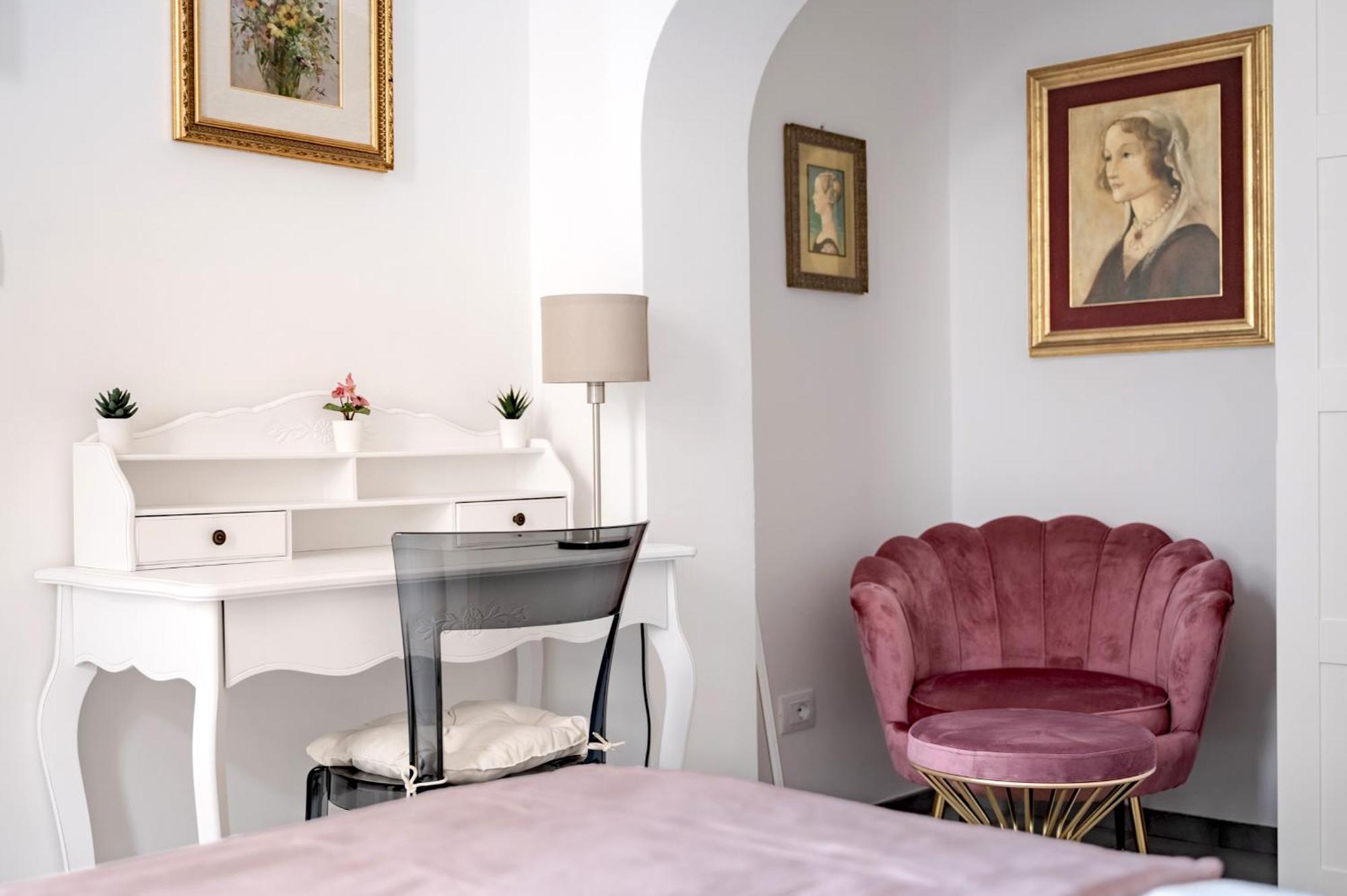 Via Ponte Alle Mosse, 19 - Florence Charming Apartments - A Chic, Newly Renovated Apartment Near Tram Leopolda, A Few Min From Downtown Εξωτερικό φωτογραφία