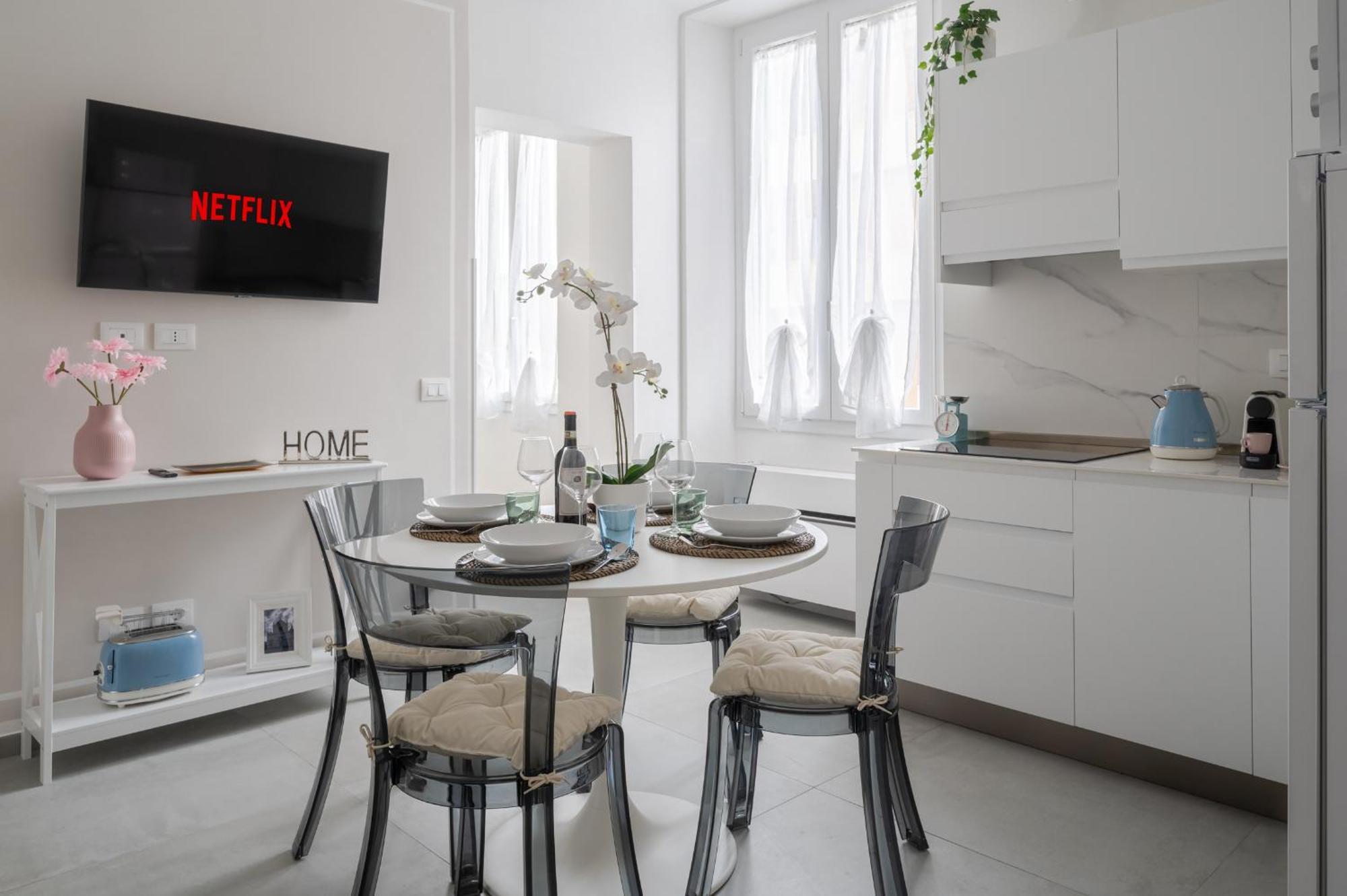 Via Ponte Alle Mosse, 19 - Florence Charming Apartments - A Chic, Newly Renovated Apartment Near Tram Leopolda, A Few Min From Downtown Εξωτερικό φωτογραφία